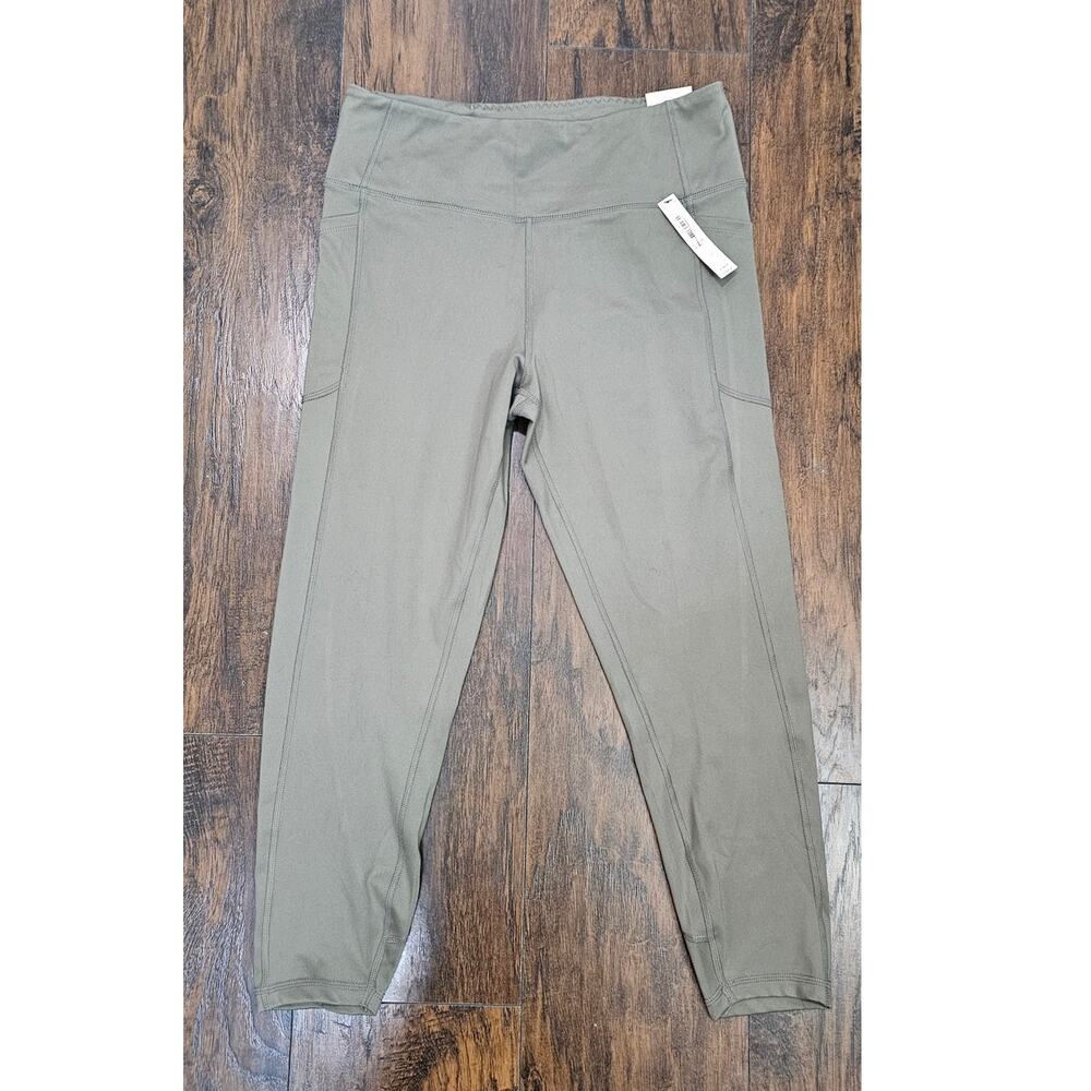 Victoria Secret Sport Cropped Leggings Green new Size Large